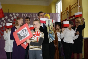 O wolnej Polsce opowiedzieli w specjalnym spektaklu