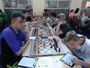Konińscy szachiści rywalizują w II lidze. Gra nawet dziewięciolatek