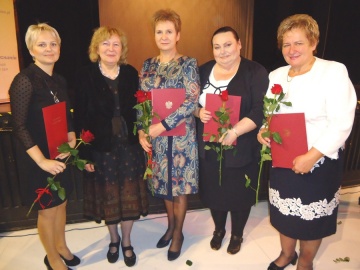 Nagrody od ministra i kuratora dla nauczycieli ZSEU w Żychlinie