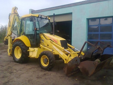 Usługi koparko-ładowarką