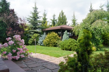 GREEN  SERWIS OGRODY-TRAWNIKI-NAWADNIANIE