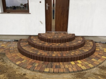 EMKA-BUD UKŁADANIE KOSTKI BRUKOWEJ