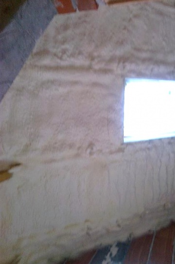 Ocieplanie pianami natryskowymi poliuretanowymi - AIWILO