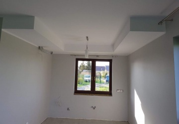 Tomasz REMONTY - tel. 724 735 426