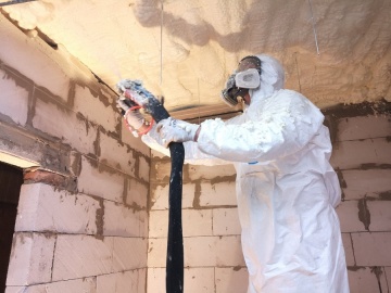 Termkon ocieplanie budynk&oacute;w pianką poliuretanową