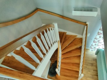 Bud-nesa, Stolarnia, Schody drewniane, Cięcie i grawerowanie laserowe.