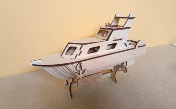 Bud-nesa, Stolarnia, Schody drewniane, Cięcie i grawerowanie laserowe.