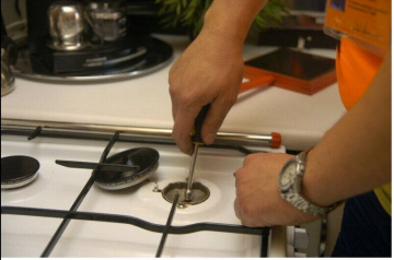 GAZ NA TELEFON. Naprawa i montaż kuchni gazowych.