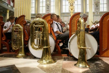 W hołdzie papieżowi