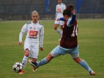 Strzelała nawet bramkarka