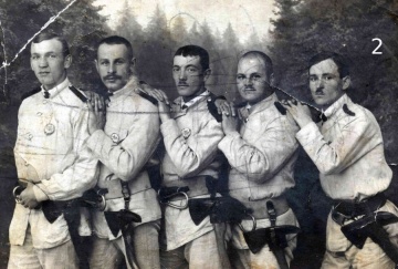 Z restauracji pod mur