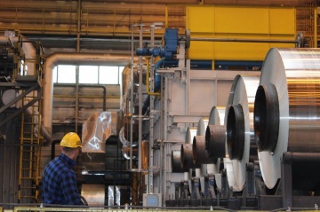 Aluminiowe inwestycje. Huta się rozwija