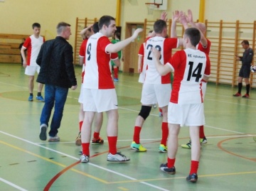 Koniec sezonu Staromiejskiej Ligi Futsalu, Kramp mistrzem