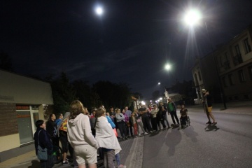 Odkrywali nocą historię konińskiej starówki