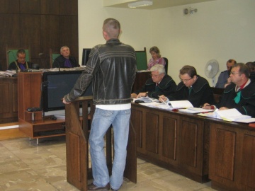 Narkotykowi bossowie przed sądem