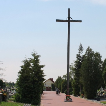 Turek. Drewniany krzyż na cmentarzu zostanie odnowiony