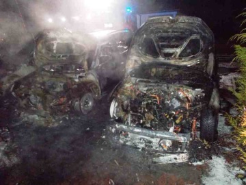 Licheń. Na parkingu spłonęły samochody należące do księży