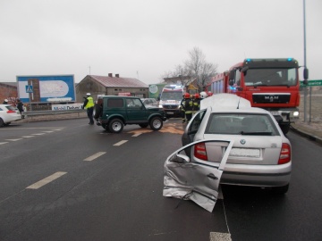 Wypadek w Woli Łaszczowej. Trzy osoby zostały poszkodowane
