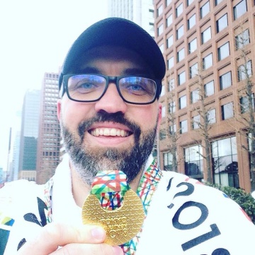 Marcin Janiak przebiegł dla niepełnosprawnych maraton w Tokio