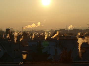 Dlaczego warto codziennie sprawdzać jakość powietrza w swoim mieście?