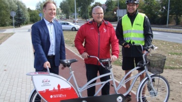 Konin. Tandemy w wypożyczalni rowerów. Oficjalnie otwarcie dróg