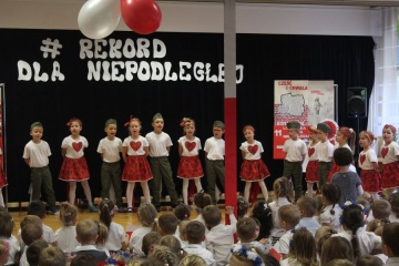 Przedszkole nr 2 w Koninie o 11.11 zaśpiewało hymn narodowy