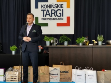 Konin. Targi spożywcze w zielonej hali Konina. Można degustować