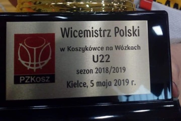 Młoda drużyna Mustanga Konin zdobyła wicemistrzostwo Polski