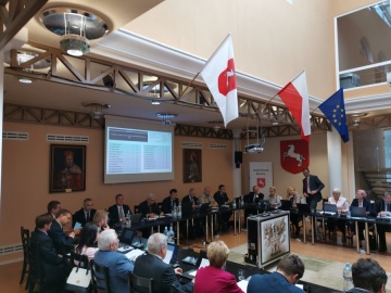 rada Miasta Konina odwołała skarbnika miasta. Taka procedura