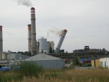 Zostały tylko trzy kominy