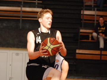 Aleksander Dziewa z Konina zadebiutował w Energa Basket Lidze!