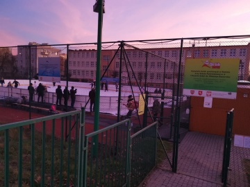 Konin. Można znowu pojeździć na łyżwach. Lodowisko otwarte!