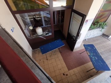 Kolejny atak wandali. Wybita szyba w kościele św. Maksymiliana