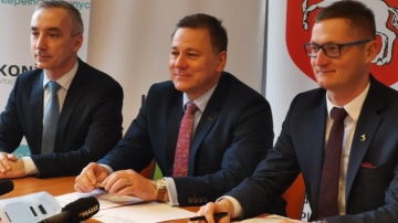 Zarzuty dla trzech osób. Wraca sprawa śmieci przy Marantowskiej