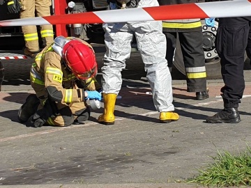 Konin. Znaleziono zwłoki w mieszkaniu. Kobieta wróciła z Niemiec