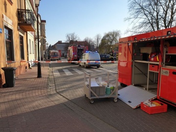 Konin. Znaleziono zwłoki w mieszkaniu. Kobieta wróciła z Niemiec