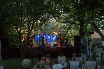 Letnie koncerty MDK w ogrodzie Muzeum Okręgowego w Koninie