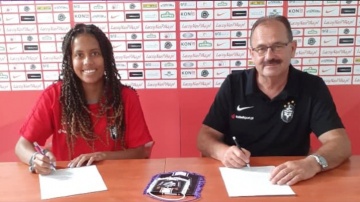 Hit transferowy? Jamajka polskiego pochodzenia zakontraktowana