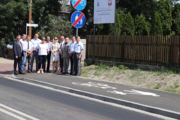 Rzgów. Ciąg pieszo-rowerowy już dostępny dla mieszkańców