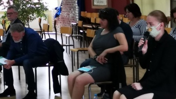 Uczniowie SP w Woli Podłężnej będą się uczyć w kontenerach?