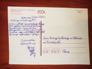 Ślesin. Pocztówkami z wakacji sprawili radość mieszkańcom DPS-u