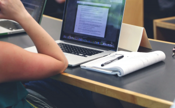 Lekcje online z serwisem Superpof