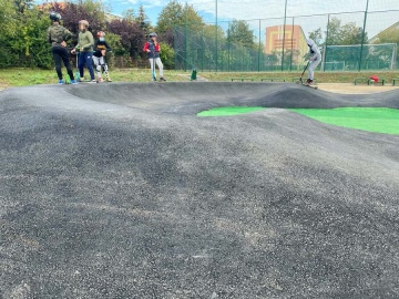 Pumptrack - nowe miejsce dla młodzieży. Powstał ze środków KBO