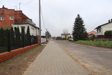 1606902138-jdfp8a-budowa_chodnika_ul._sienkiewicza_w_rzgowie.jpg