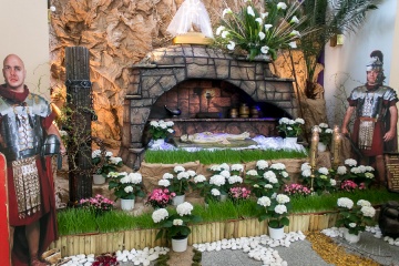 Groby Pańskie w kościołach, święcenie pokarmów na zewnątrz