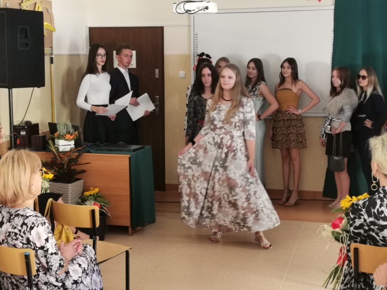 Powiat koniński uruchomił nowoczesną pracownię dla przyszłych krawców.