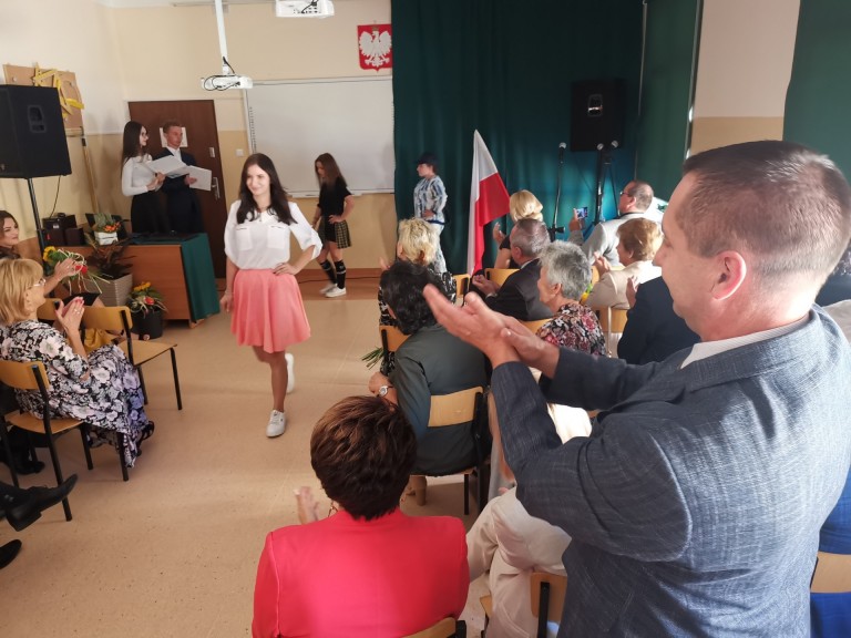 Powiat koniński uruchomił nowoczesną pracownię dla przyszłych krawców.