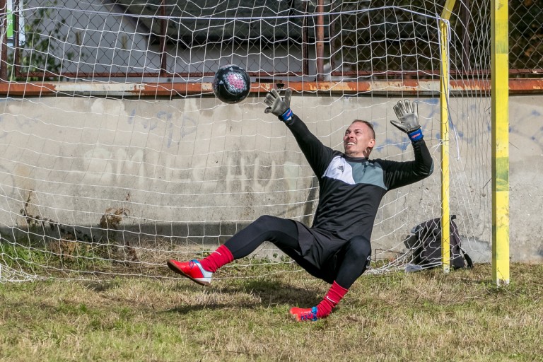 Rozegrali mecz przy Restart Labie. Do gry zapraszają też prezydenta