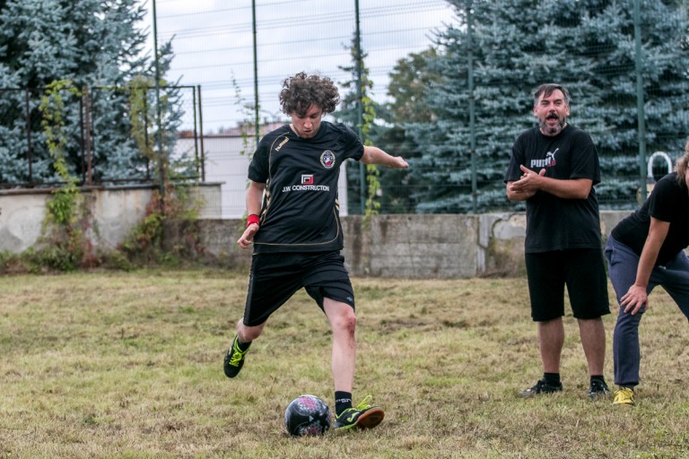 Rozegrali mecz przy Restart Labie. Do gry zapraszają też prezydenta