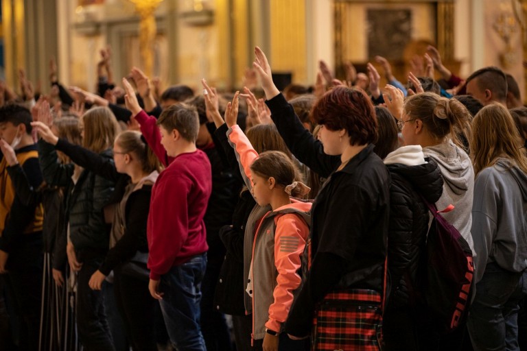 Ósmoklasiści z diecezji włocławskiej w licheńskim sanktuarium